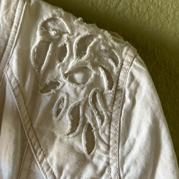 NEW! White cotton/linen jacket. Size 1x - Picture 2 of 5